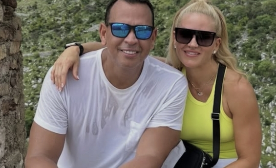 ALEX RODRIGUEZ SPLITS UP  WITH  JACYLN CORDEIRO AFTER THREE YEARS 