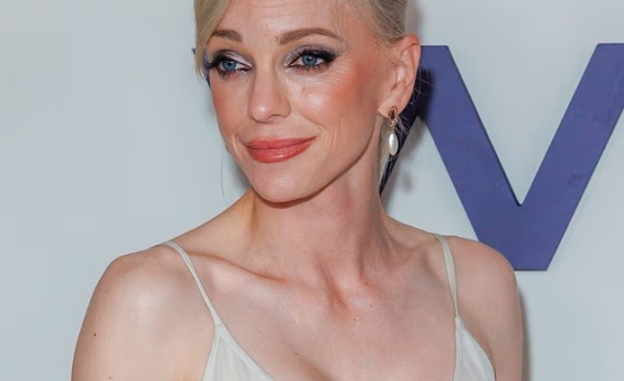 ANNA FARIS REIGNITES FAN CONCERN WITH LATEST RED CARPET APPEARANCE