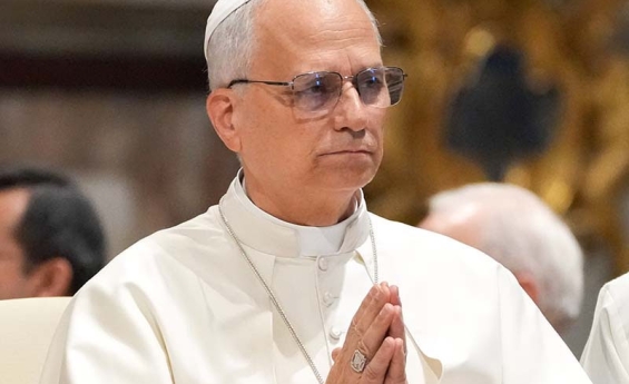 POPE LEO DENOUNCES WAR-MAKERS AS "THIEVES" STEALING THE FUTURE.