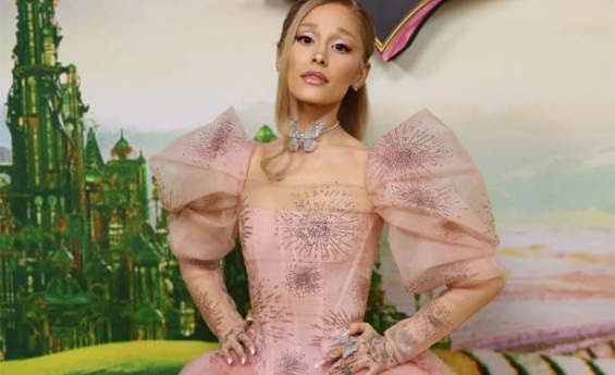  ARIANA GRANDE OPENS UP ABOUT THE INSPIRATION BEHIND HER UPCOMING ALBUM PETAL.