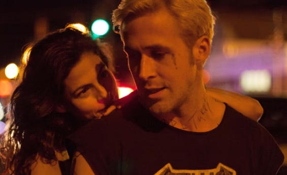 EVA MENDES REACTS TO RYAN GOSLING'S GHOST RIDER CASTING 