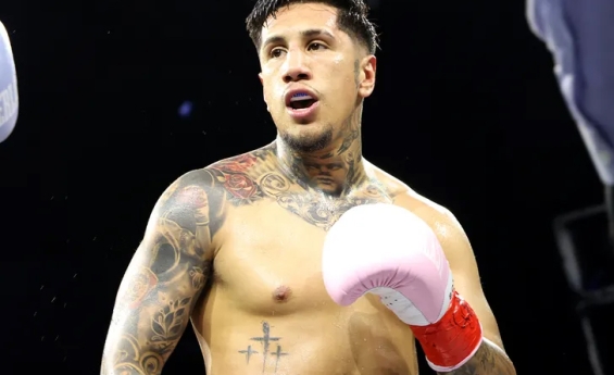 BOXER FERNANDO VARGAS JR. ARRESTED ON SUSPICION OF DUI