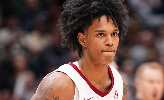 ALABAMA BASKETBALL STAR ARRESTED OVER ALLEGED POSSESSION OF MORE THA A POUND OF MARIJUANA DAYS BEFORE MARCH MADNESS.
