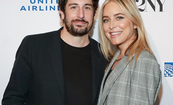 JASON BIGGS AND JENNY MOLLEN BREAK UP AFTER 18 YEARS OF MARRIAGE 