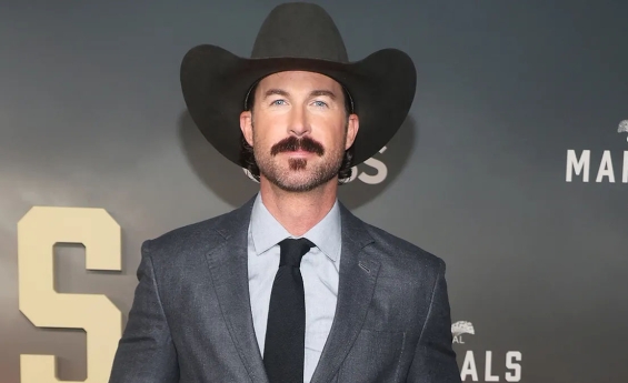 RILEY GREEN HIT IN THE FACE DURING SHOW, SPEAKS OUT AFTER MELBOURNE FAN ATTACK 