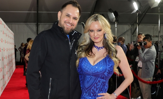 STORMY DANIELS' HUSBAND CONSIDERS LEAVING COUNTRY IF TRUMP iIS ACQUITTED