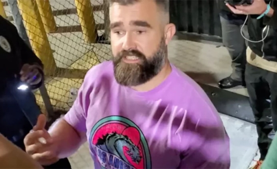 JASON KELCE AMAZED THAT TAYLOR SWIFT AND TRAVIS KELCE WEDDING PHOTOS HAVEN'T LEAKED