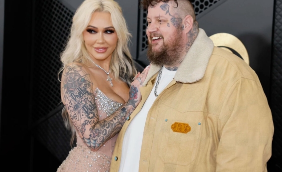 BUNNIE XO REVEALS SHE'S GETTING A FACELIFT AND ASKS FANS FOR PRAYERS AHEAD OF SURGERY