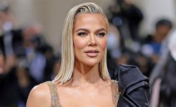 KHLOÉ KARDASHIAN REGRETS DECLAWING HER CATS AFTER SAYING SHE WAS "MISADVISED"