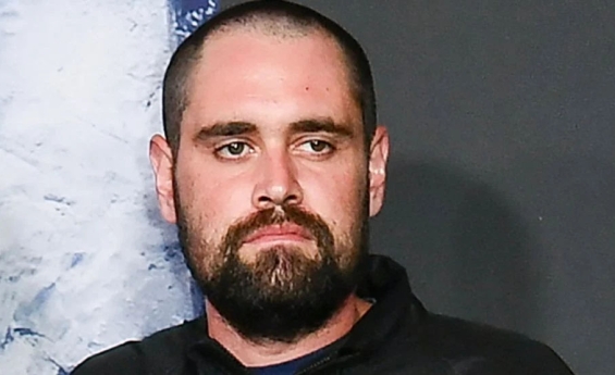 ROB REINER’S SON MAKES DEMAND FOR INHERITANCE AS HE AWAITS TRIAL FOR MURDERING PARENTS