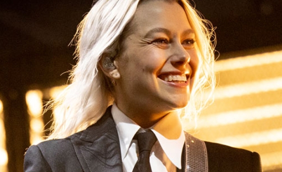 PHOEBE BRIDGERS HOSPITALIZED WITH APPENDICITIS AND CANCELS HER U.K. SHOWS