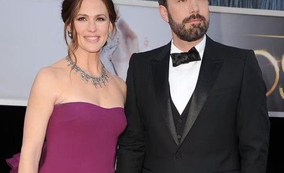 JENNIFER GARNER SAYS BEN AFFLECK DIVORCE CAUSED 'UPHEAVAL' IN FAMILY LIFE