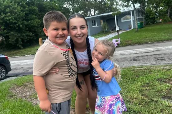 MOTHER FINDS EX-HUSBAND AND YOUNG CHILDREN DEAD ON THE DAY SHE WAS TO HAVE CUSTODY OF THE CHILDREN