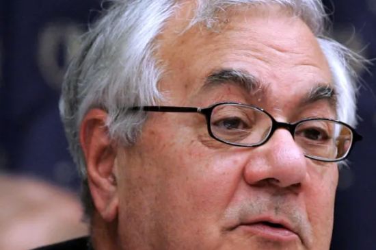 BARNEY FRANK, LONGTIME MASSACHUSETTS DEMOCRAT AND LGBTQ+ PIONEER, DIES AT 86