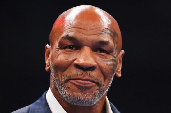 MIKE TYSON RECALLS SPOTTING YOUNG BRAD PITT WITH ROBIN GIVENS IN 1989