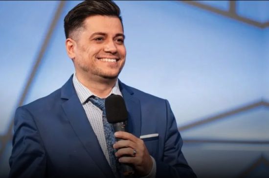PASTOR ACCUSED OF DEFRAUDING CHURCH MEMBERS OF $13 MILLION AFTER ALLEGEDLY CLAIMING GOD CHOSE THEM TO FUND HIS BUSINESS