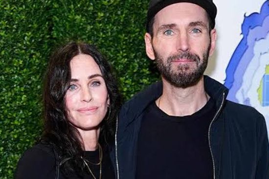 COURTNEY COX AND MUSICIAN JOHNNY MCDAID BREAK UP AFTER 10 YEARS 