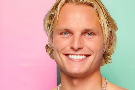 LOVE ISLAND UK'S GEORGE KNIGHT SUDDENLY QUITS, LEAVES VILLA