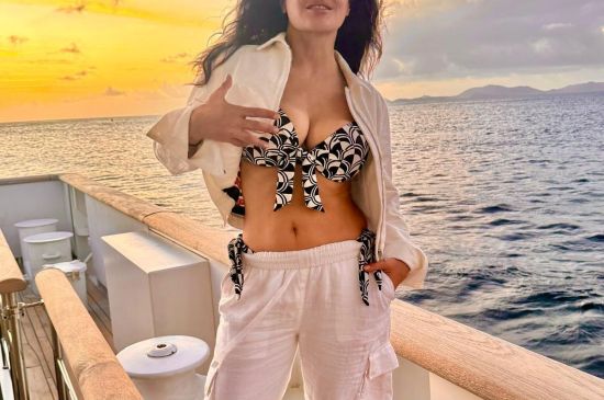 SALMA HAYEK DITCHES HER CLOTHING FOR 60TH BIRTHDAY