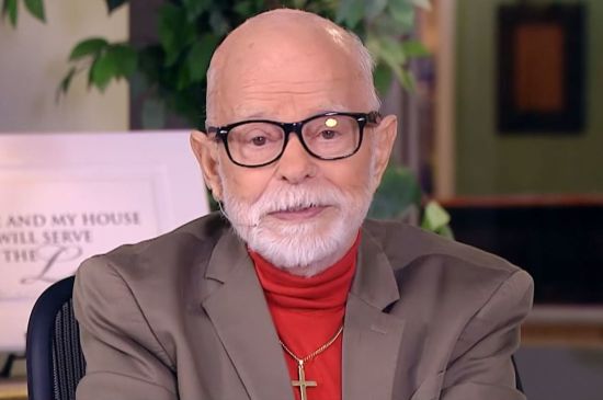 TELEVANGELIST JIM BAKKER DIES AT 86
