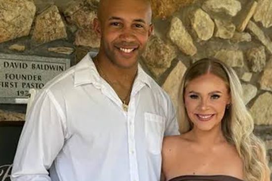 ARKANSAS POLICE OFFICER DIES AFTER ENTERING RIVER TO SAVE FIANCEE
