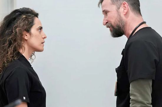 THERE WAS NO ANIMOSITY BETWEEN NOAH WYLE AND SEPIDEH MOAFI DURING THE SECOND ROUND OF THE PITT  