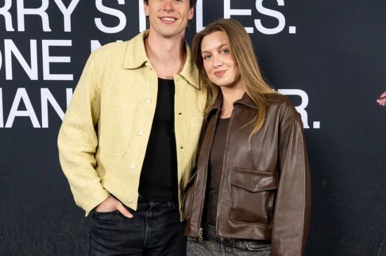 TIKTOKERS ANNA SITAR AND JOSH "BRU " BRUBAKER ENGAGED AFTER 4 YEARS OF DATING.